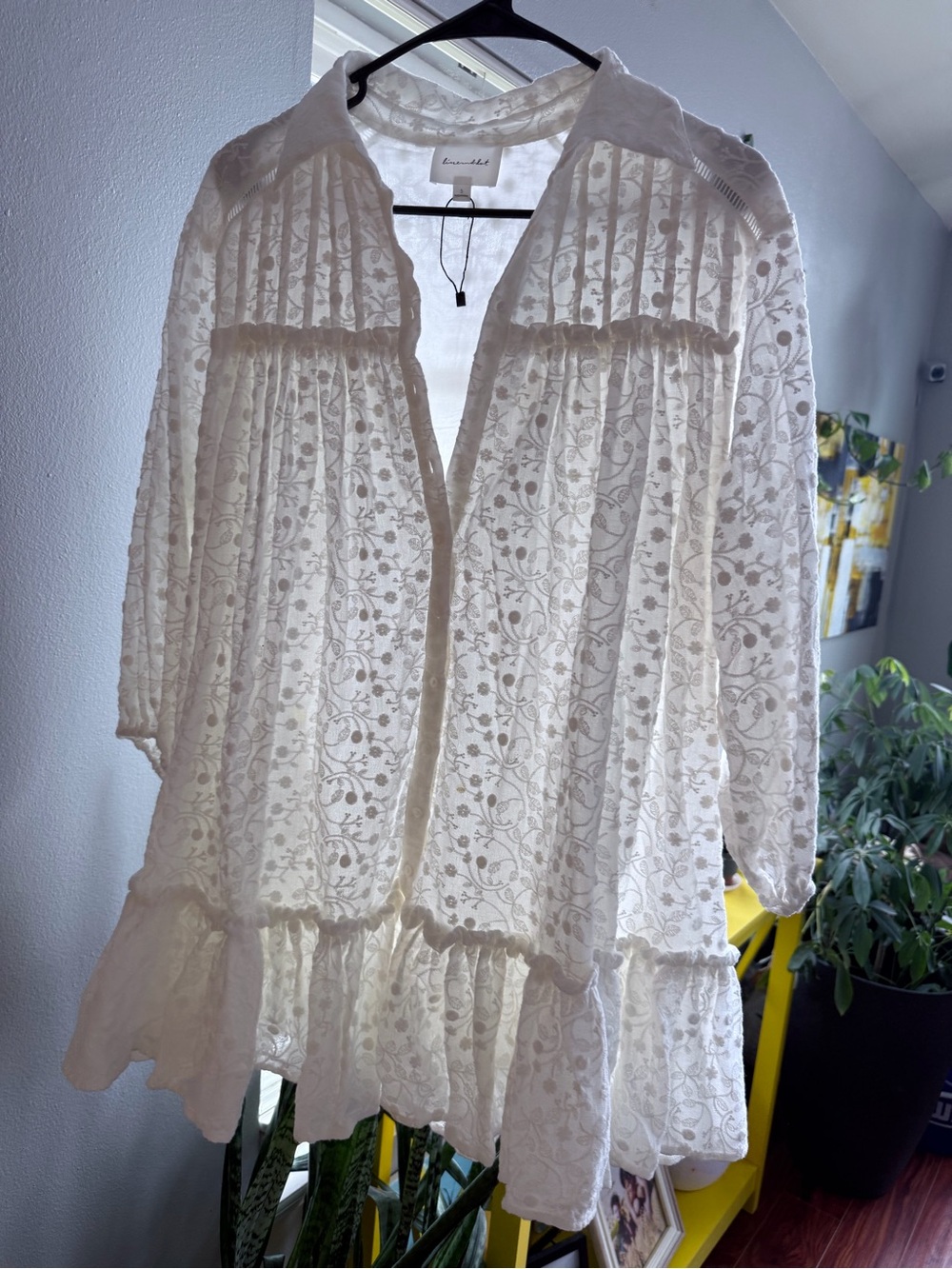 Line & Dot White Textured Ruffle Mini Dress - Picture 5 of 12